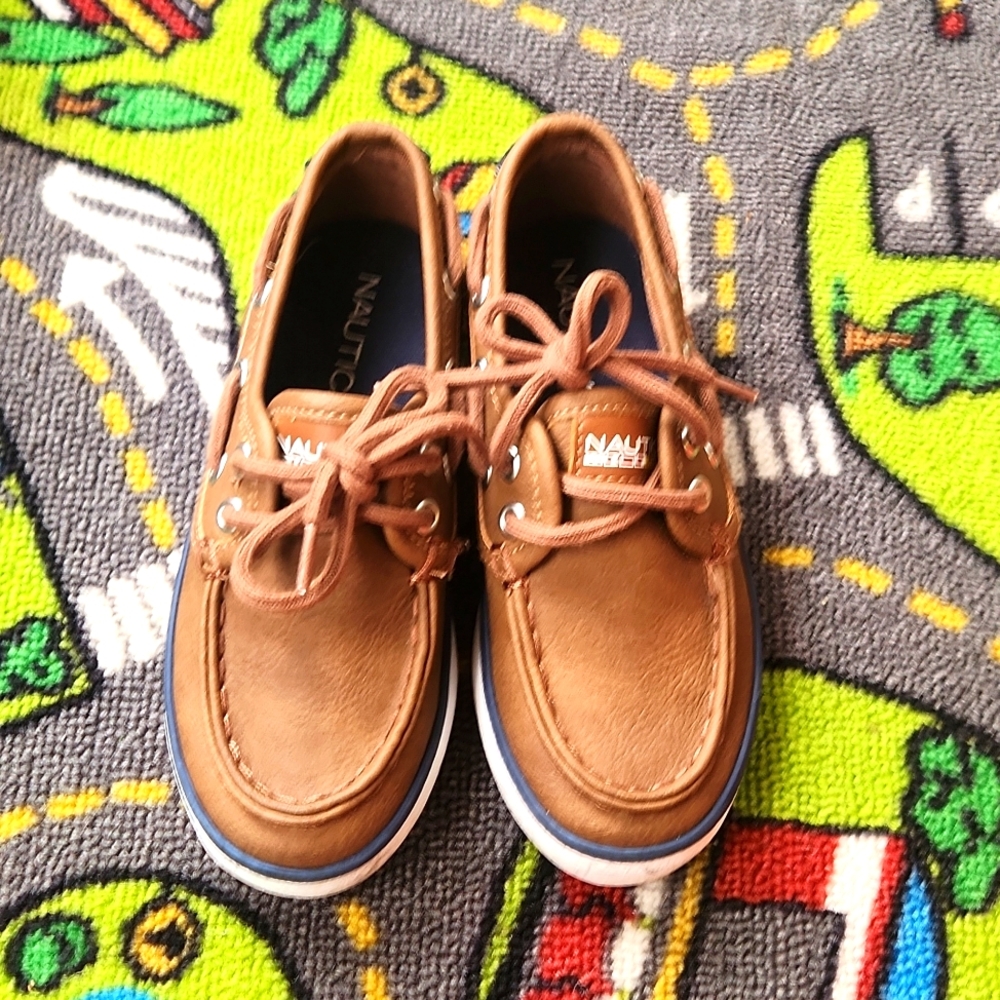 11c nautica boats shoes